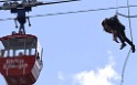 Koelner Seilbahn Gondel blieb haengen Koeln Linksrheinisch P143